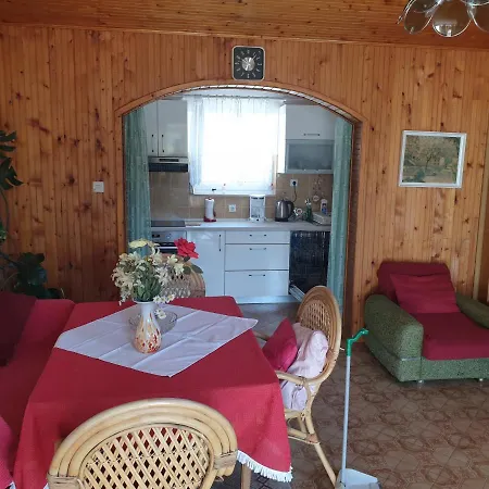 & Zlatica Hvar Apartmán *