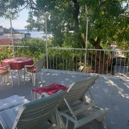 Apartment & Zlatica Hvar *